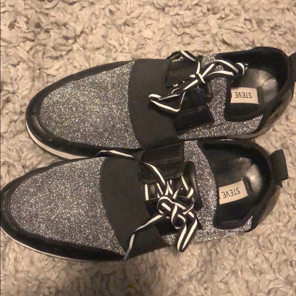 Steve Madden sneakers